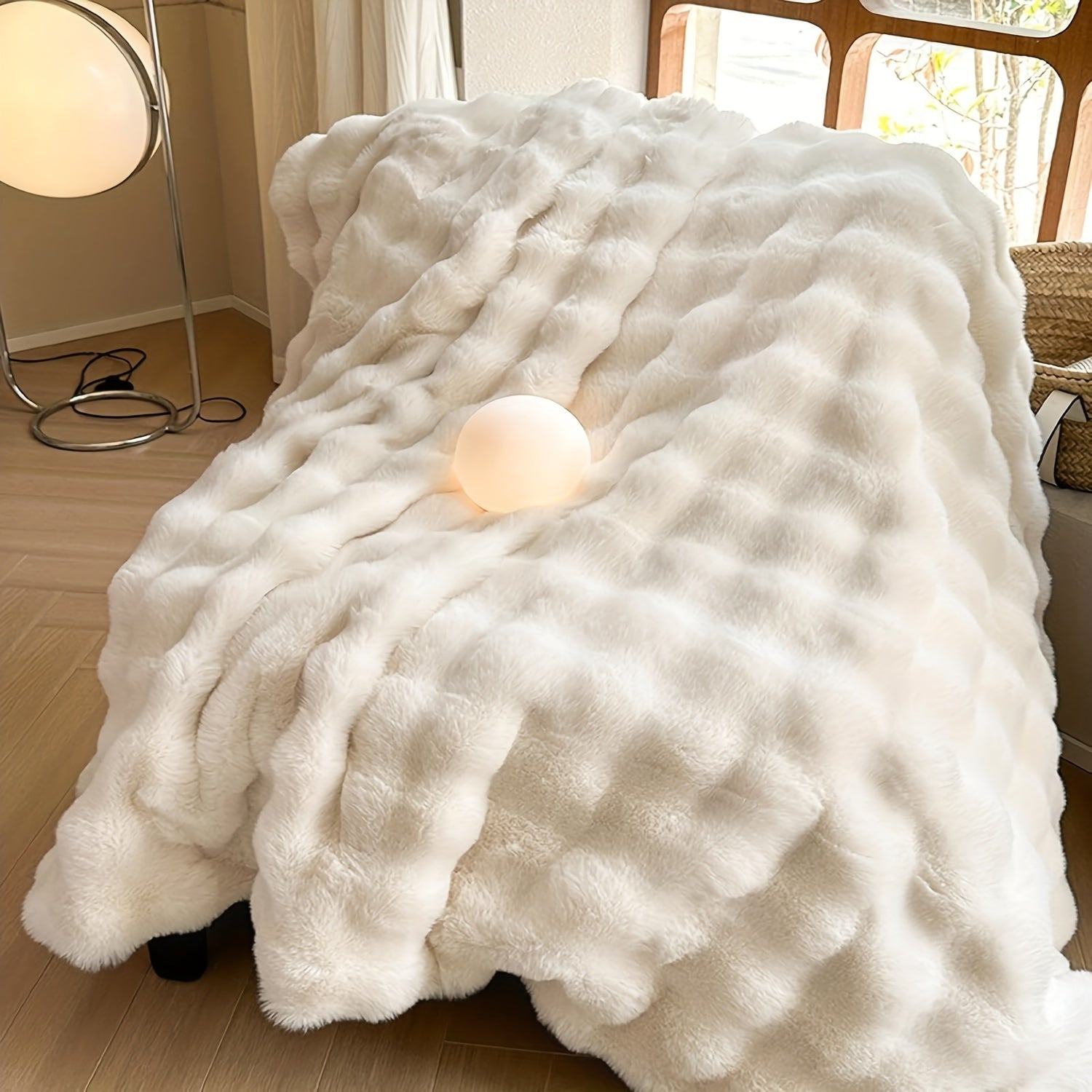 Double-Sided Rabbit Fleece Blanket Soft Faux Fur Plush Solid Color for Couch Bed Travel