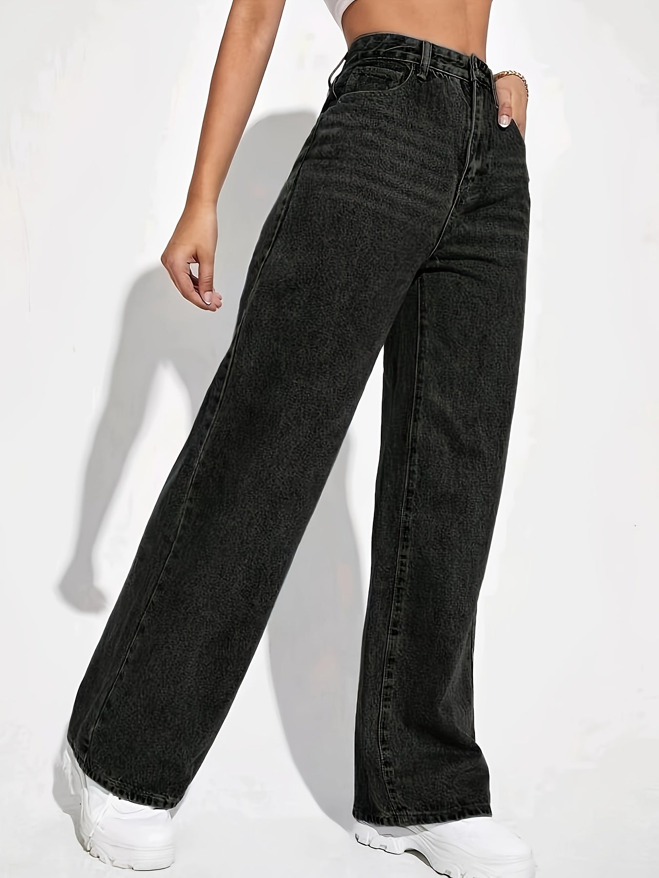 Women's High-Waisted Straight Leg Jeans with Zipper Fly Solid Color Denim Stretch All-Season
