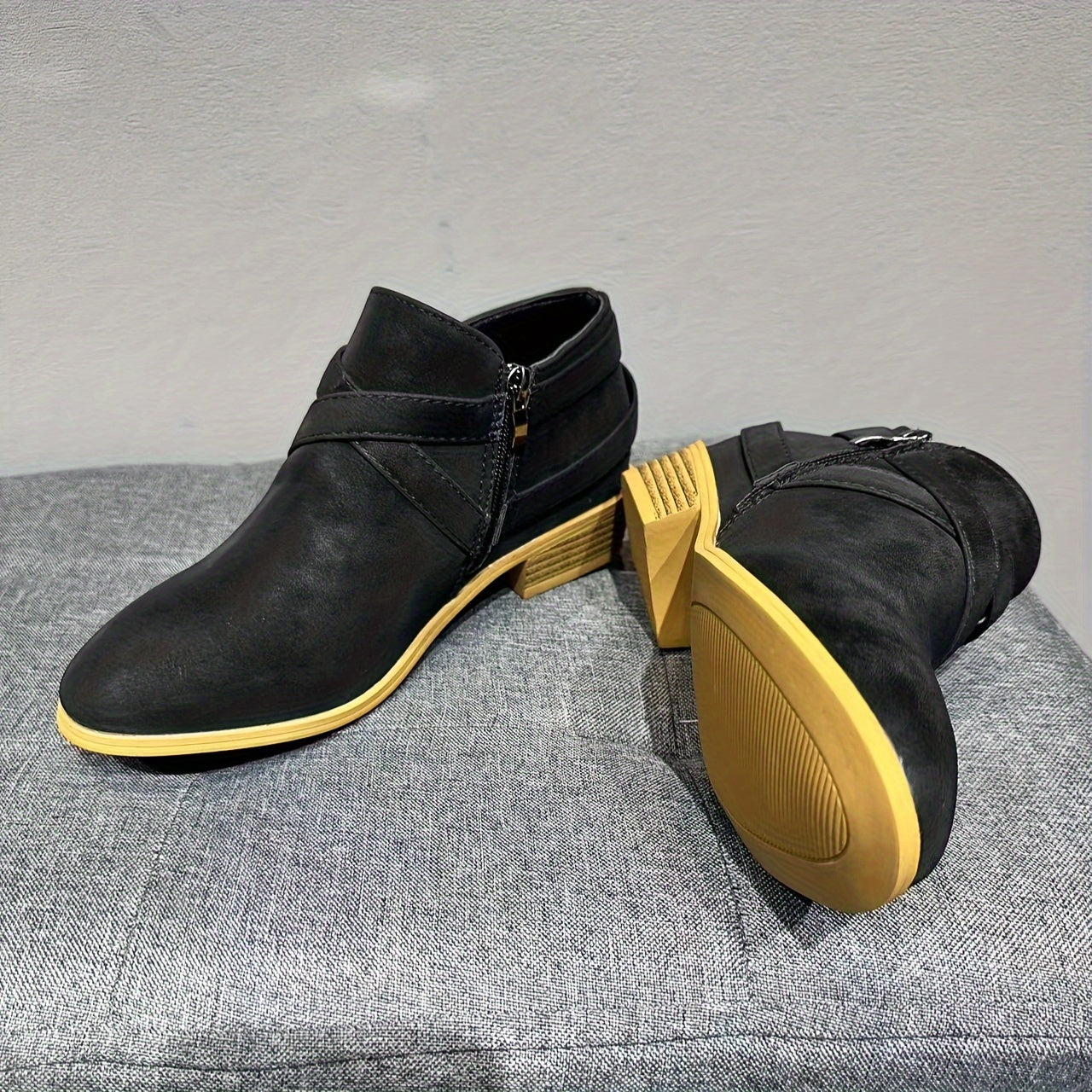 Women's Faux Fur-Lined Ankle Boots with Wrap Strap for Outdoor Wear