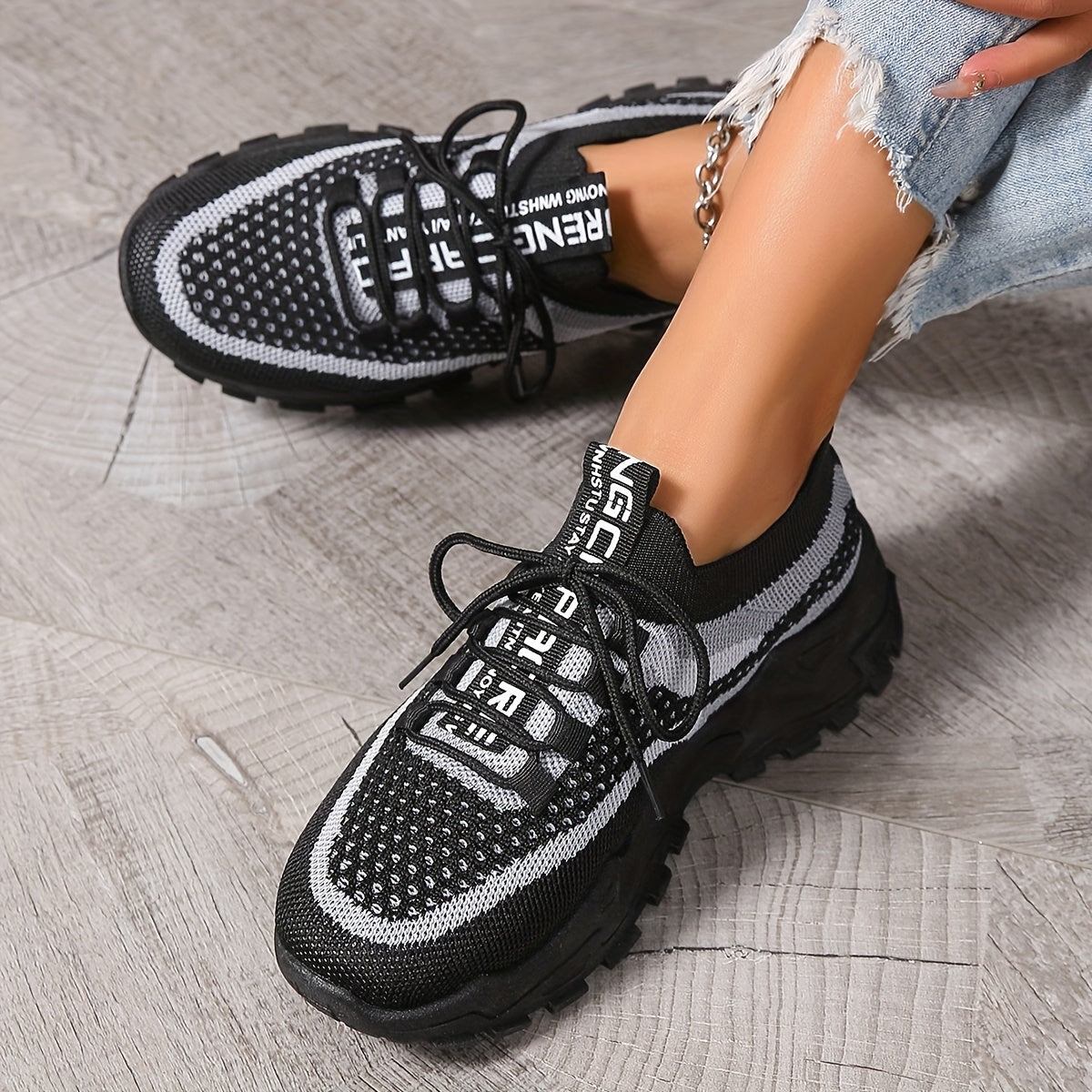 Women's Breathable Knit Low-Top Running Sneakers Lightweight Casual Shoes