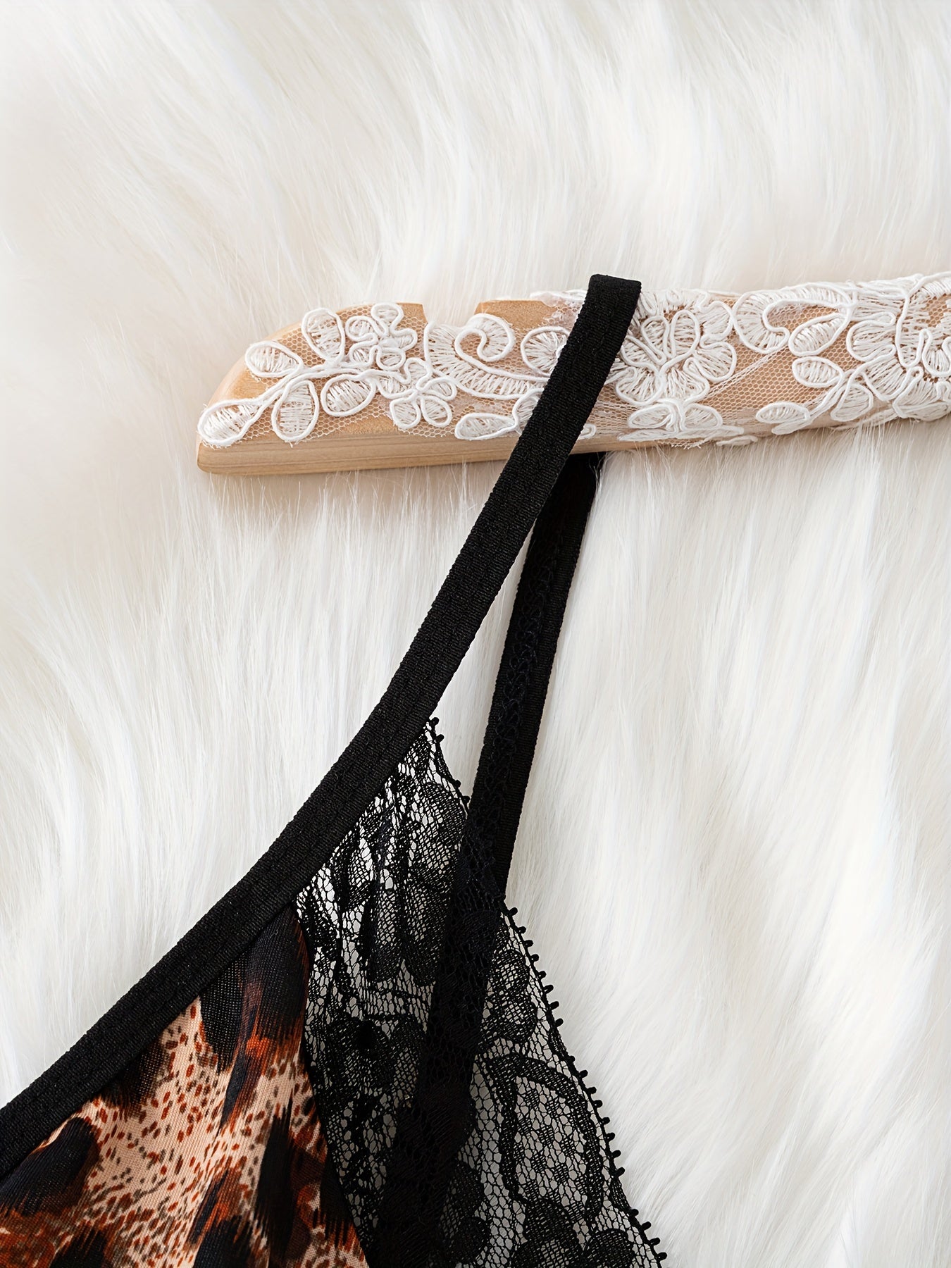 Plus Size Leopard Print Lace Spliced Sleep Dress with Side Slit