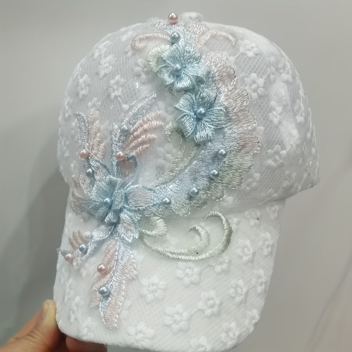 Women's Mesh Baseball Cap with Flower Embroidery Faux Pearl Lace Adjustable Breathable