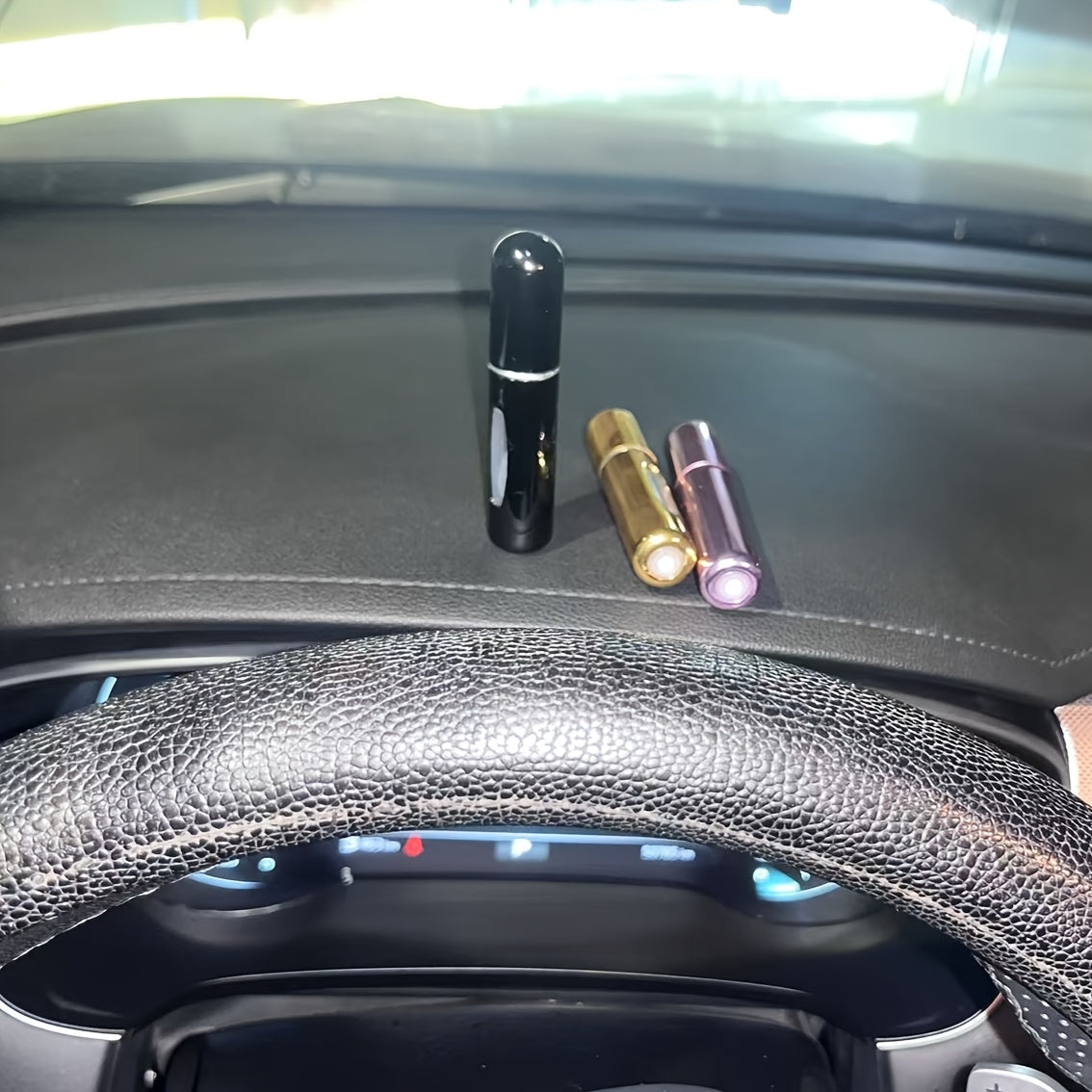 Refillable Aluminum Perfume Atomizer Spray Bottle for Travel and Car Use