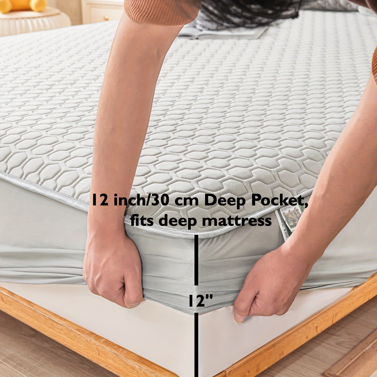 Muz his-tuyg'usi dizayni bilan Lateks Cool Matras Qoplamasi, Bir xil rang, Mashinada yuvish mumkin, Qalin tikilgan ip. Yotoqxonalarga, Talabalar yotoqxonalari, Mehmonxonalar uchun mos. Yostiq qoplamalari kiritilmagan.