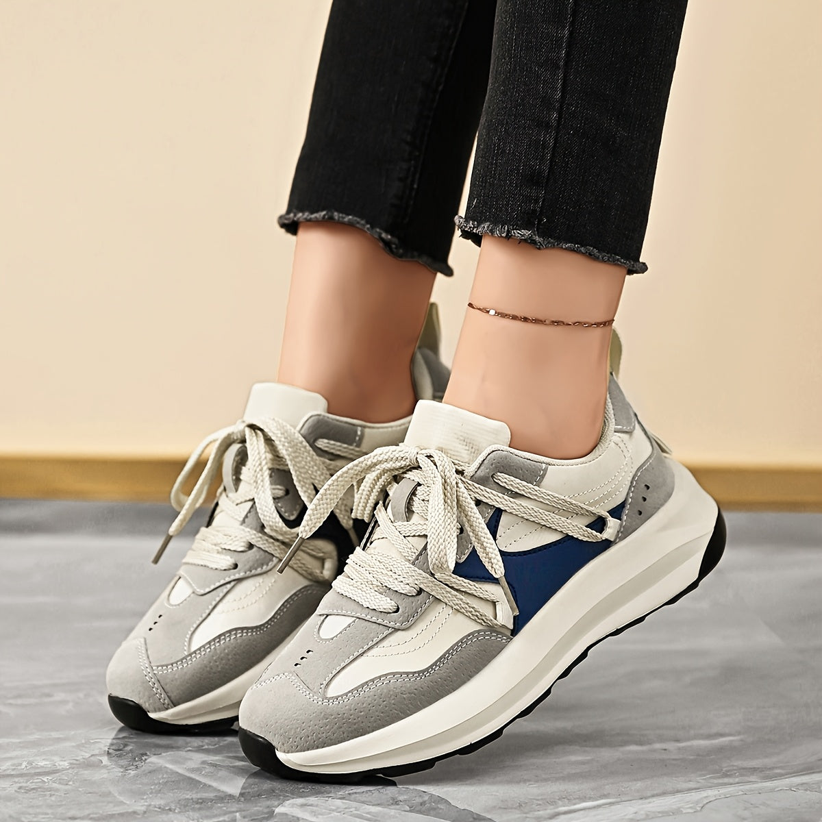 Women's Lace-Up Platform Sneakers Contrast Color-Block Breathable Running Shoes
