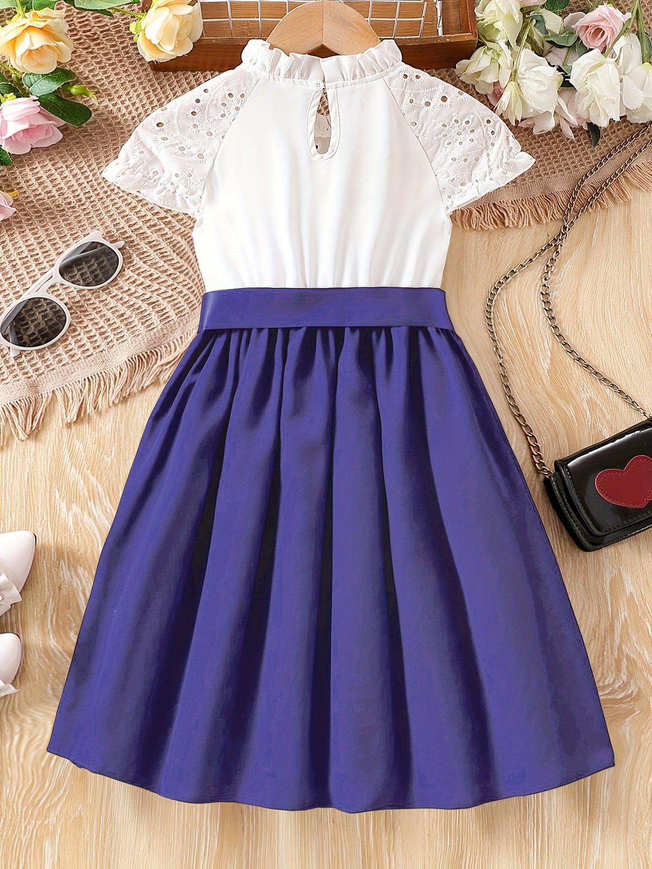 Girls' Knee-Length Pleated Dress with Embroidered Details, Crew Neck, Lantern Sleeves, Belt, Casual Spring Summer