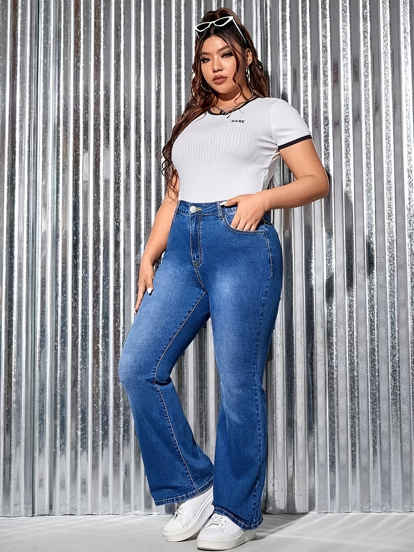 Plus Size Women High Waist Straight Leg Jeans Casual Denim Pants Solid Color Woven