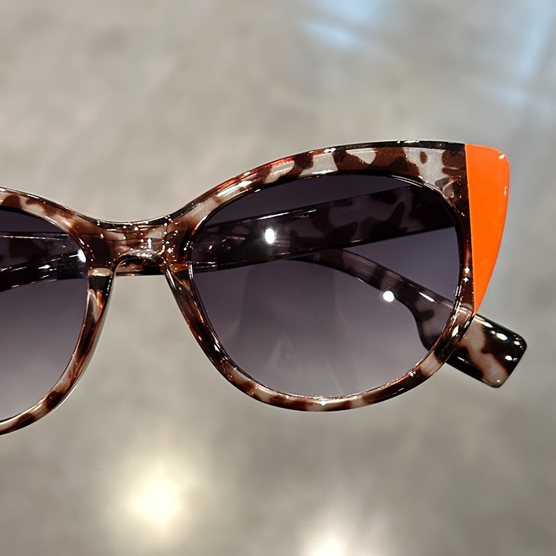 Ayollar uchun Cat Eye quyosh ko‘zoynaklari, gradient rangli blok ramka va anti-yorqinlik linzalar bilan