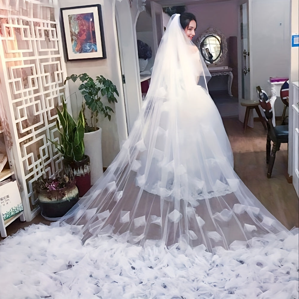 Women's Bridal Veil with Cascading Petals Polyester Wedding Accessory