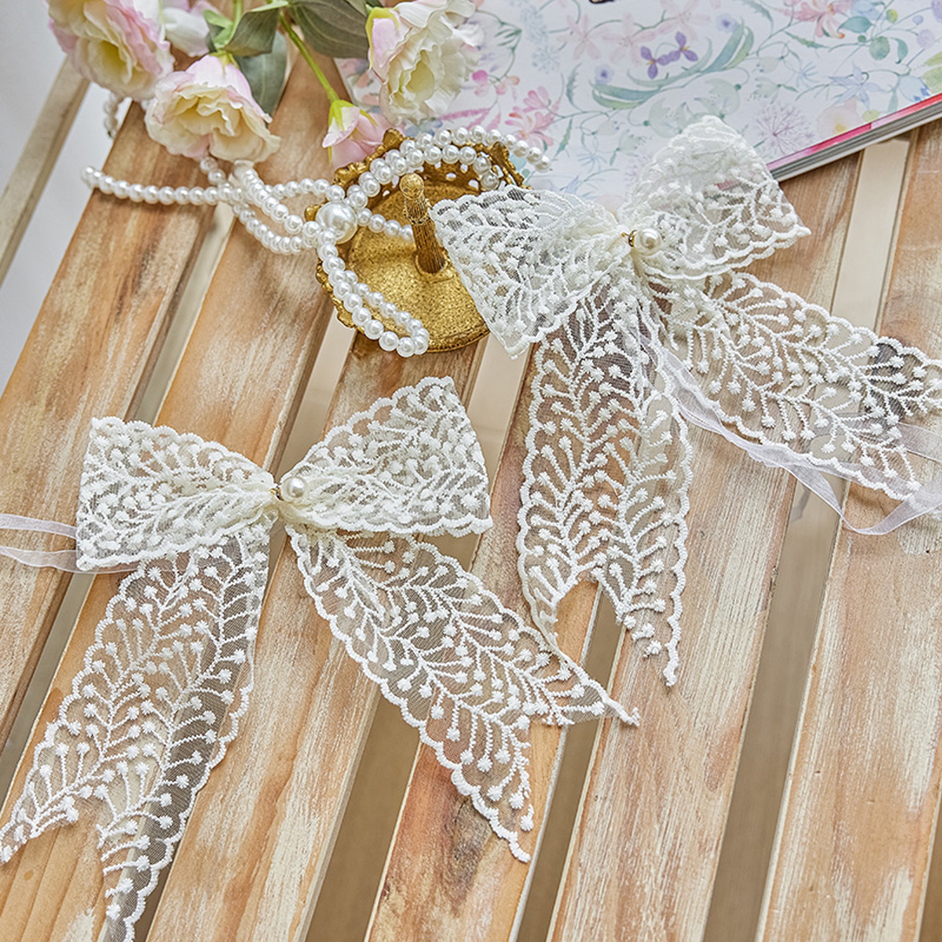 Set of 2 Lace Bow Curtain Tiebacks Adjustable Polyester Holdbacks for Heavy and Sheer Drapes