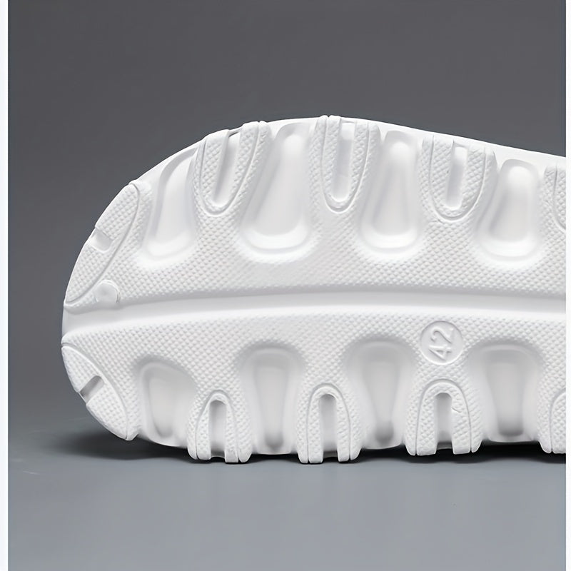 Erkaklar uchun tez quriydigan, sirpanmaydigan tagliklarga ega, nafas oladigan dizayn.