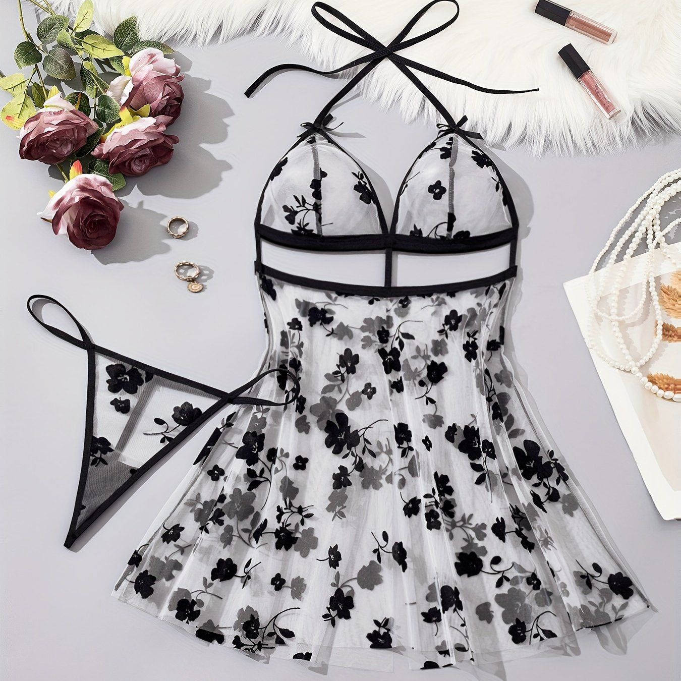 Conjunto de lencería sexy para mujer con vestido halter de escote en V profundo y tanga