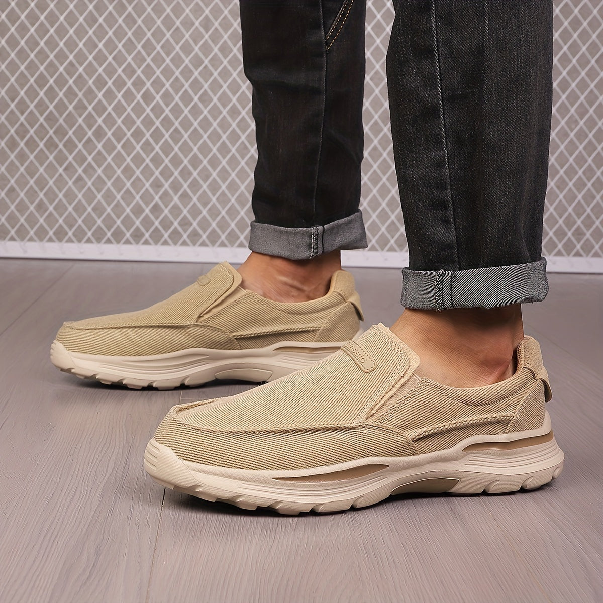 Men's Solid Color Fabric Slip-On Sneakers Low Top Casual Shoes for Daily Wear