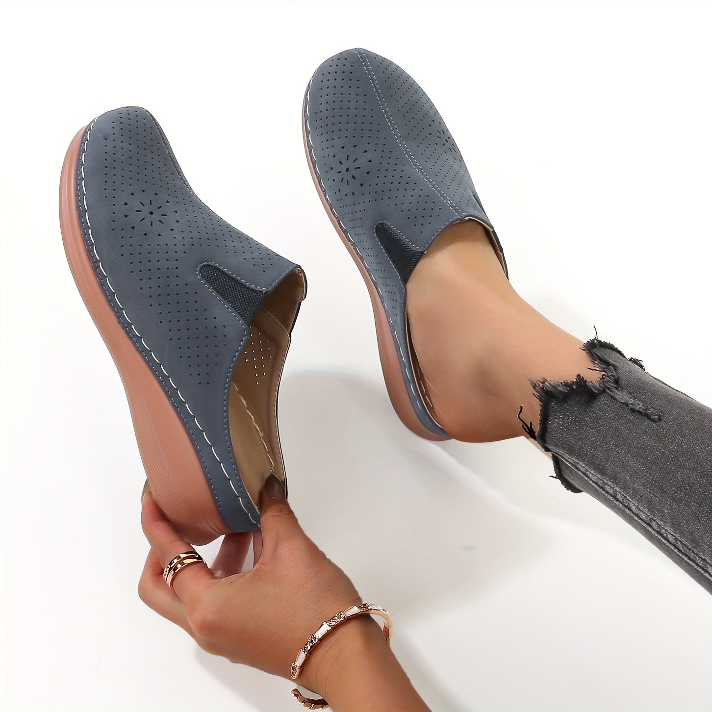 Women’s Perforated Wedge Mule Slide Sandals Casual Summer Outdoor Shoes