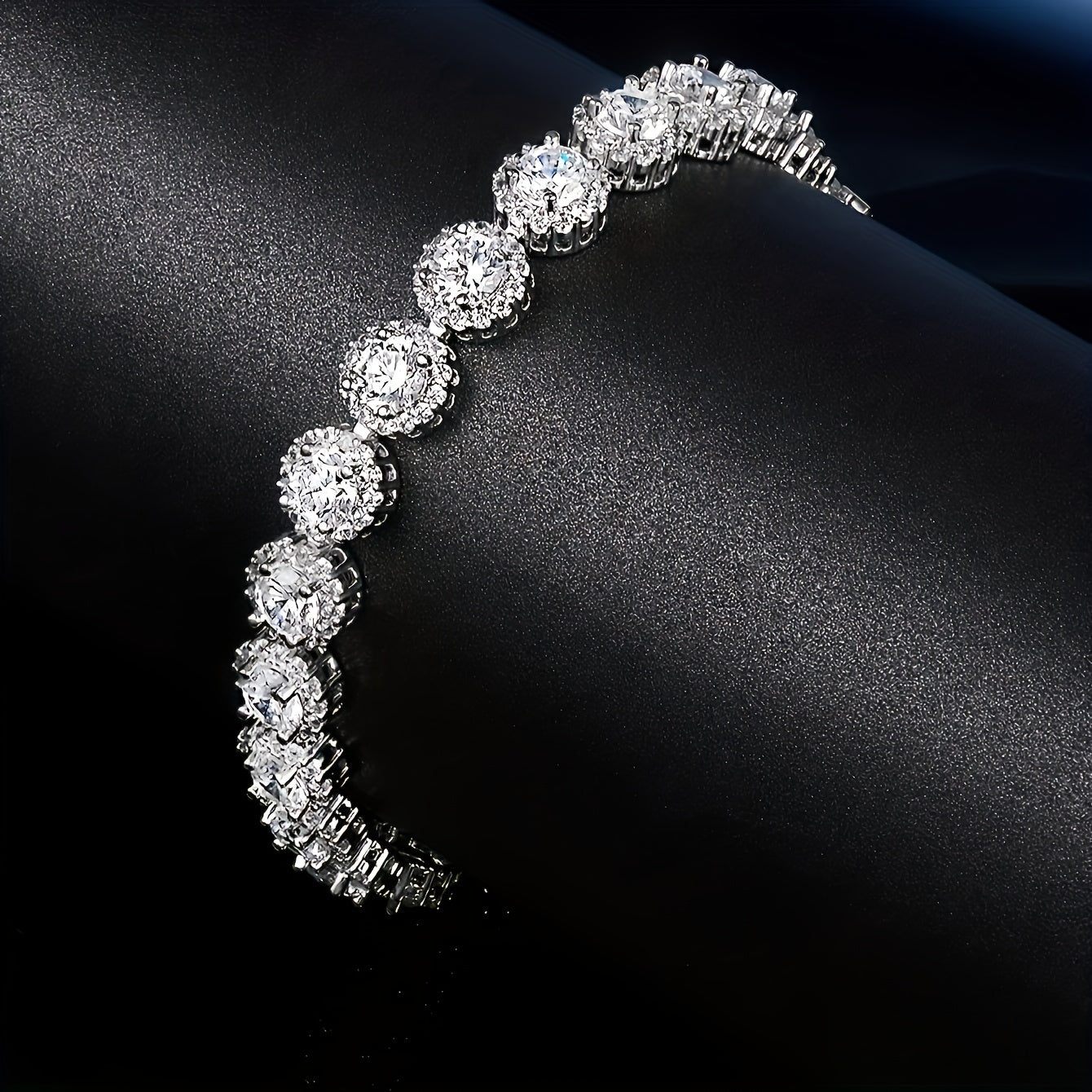 Trendy Luxury Yevropa va Amerika Koreys uslubidagi Ayollar uchun Gul Bosh Bilaguzuk, eng ko'p sotiladigan