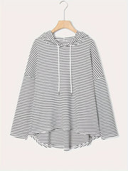 Katta o'lchamdagi chiziqli kapüşon, tortish ipi va mashinada yuvish mumkin bo'lgan polyester aralashmasi, bahor/kovakda tasodifiy va qulay ko'rinish uchun mukammal.