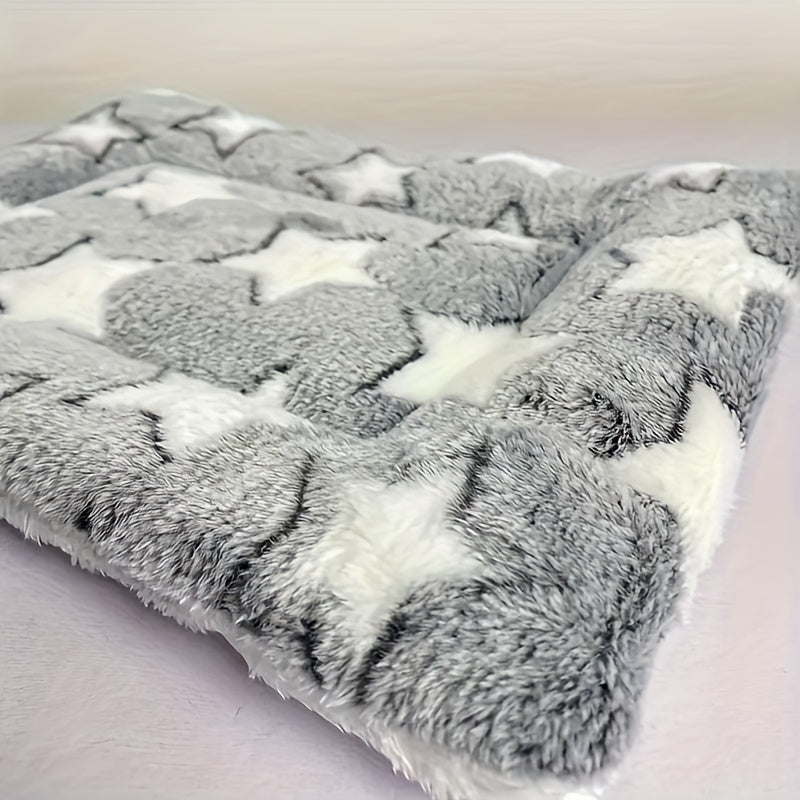 Luxurious Plush Flannel Pet Mat for Cats and Dogs Non-Slip Machine Washable Extra-Thick