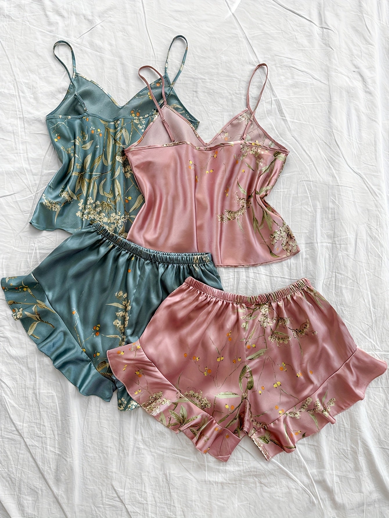 Plus Size Women's Cherry Print V-Neck Pajama Sets All-Season Sleepwear