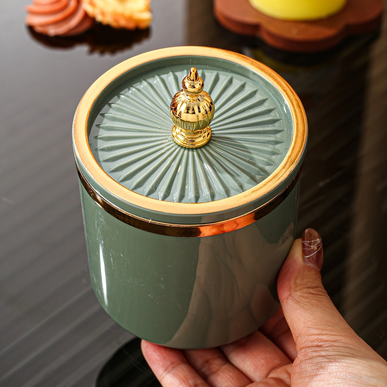 Airtight Round Storage Jar for Dried Fruits and Spices - Reusable Nordic-Inspired Container