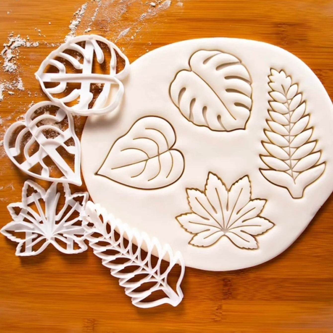 Tropical Leaf Cookie Cutter Set 4 Shapes Agave Monstera Fern Pastry Tools