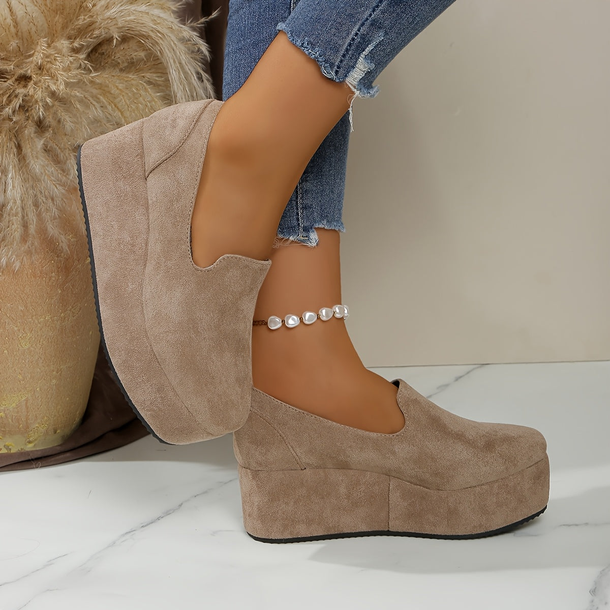 Women's Slip-On Platform Sneakers Soft Fabric Upper Black Casual Footwear