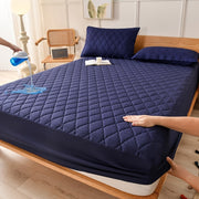 Waterproof Quilted Mattress Protector Cover Water-Resistant Machine Washable 80-85gsm Polyester Polyurethane