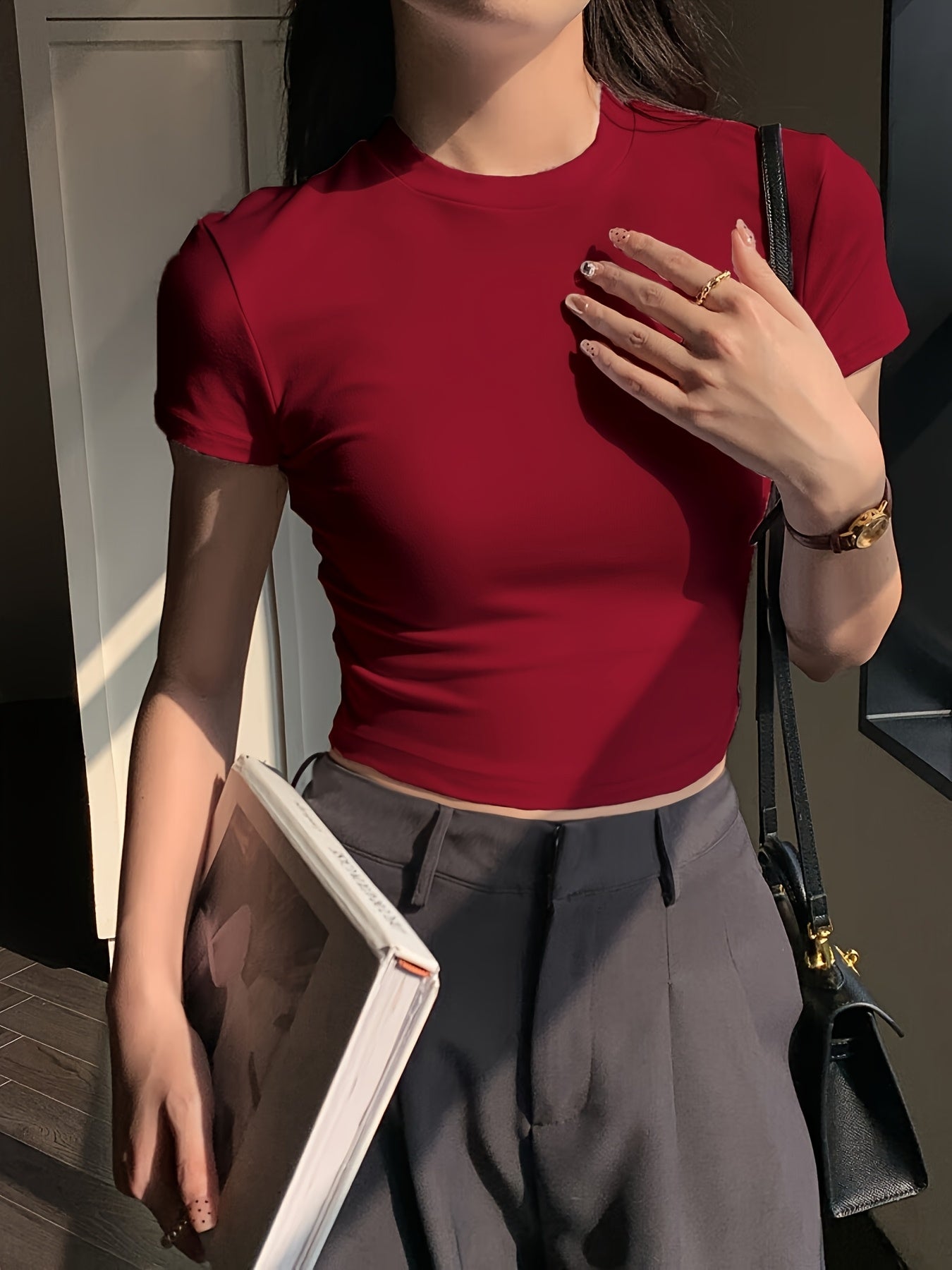 Elegant Short Sleeve T-Shirt for Women Polyester Spandex Crew Neck Spring Summer