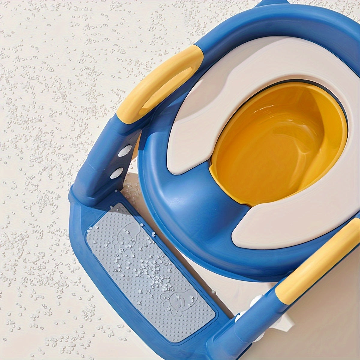 Asiento de entrenamiento para inodoro con altura ajustable, asas antideslizantes y protector contra salpicaduras