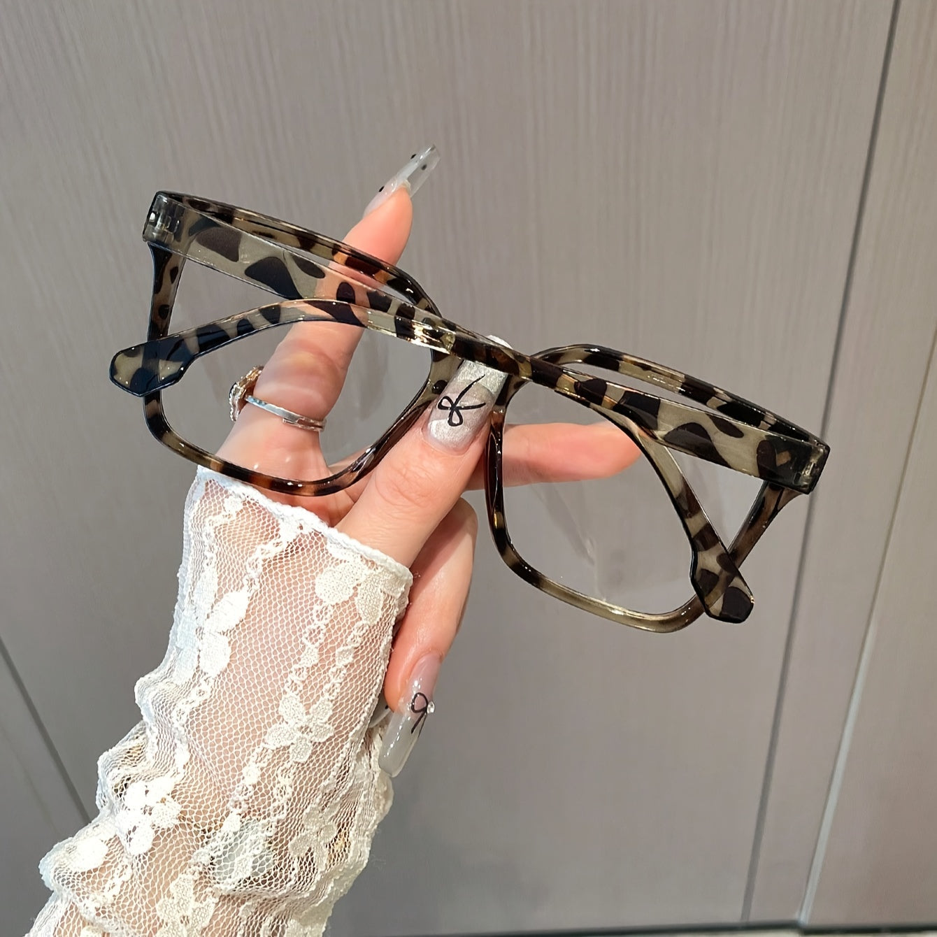 Large Square Glasses for Women Fashionable Oversized Eyewear Daily Wear