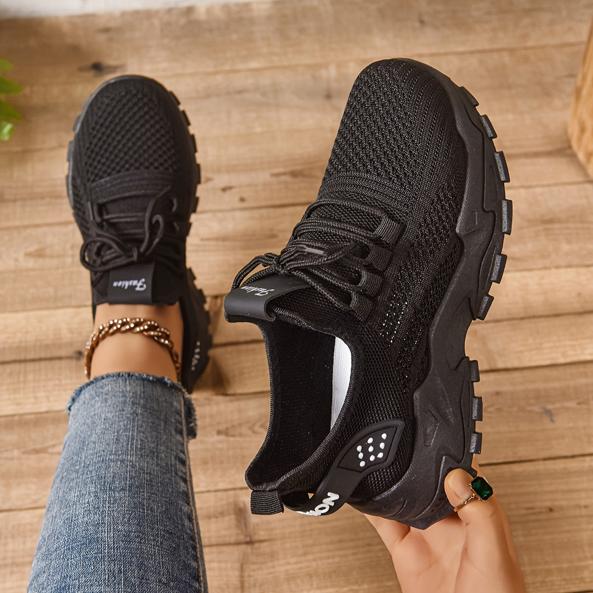 Women's Breathable Knit Slip-On Sneakers Casual Low-Top Walking Shoes White