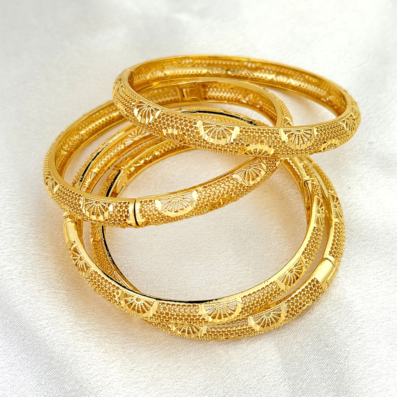 Golden Plated Copper Bangle Set for Women Hollow Circular Stylish Jewelry for Wedding and Daily Wear
