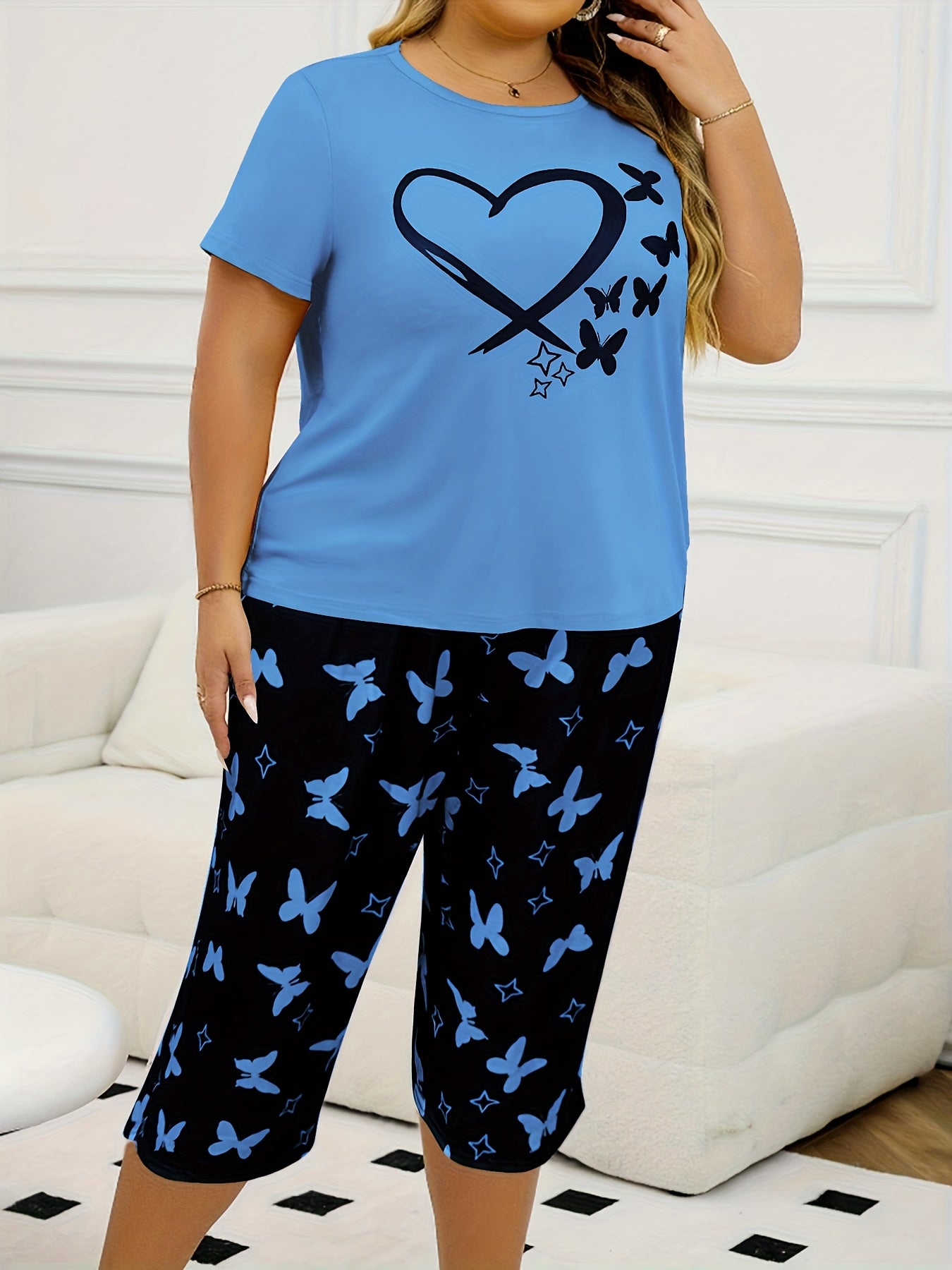 Women's Butterfly Print Short Sleeve Pajama Set with Capri Pants Polyester Knit Fabric