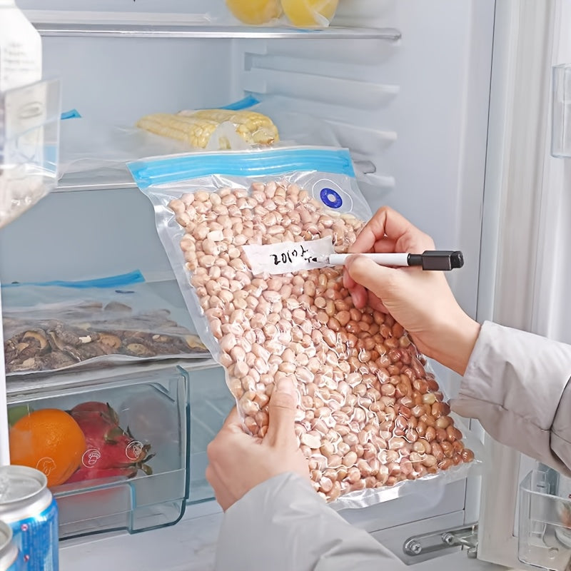 Vakuum bilan siqilgan Zipper Bag Set 25 ta sumka, 2 ta yopishtiruvchi klip bilan, jami 27 ta bo'lak. Kundalik oziq-ovqatni saqlash uchun kichik, o'rta va katta o'lchamlarda mavjud. Oziq-ovqatni yangi va ta'mini saqlaydi.