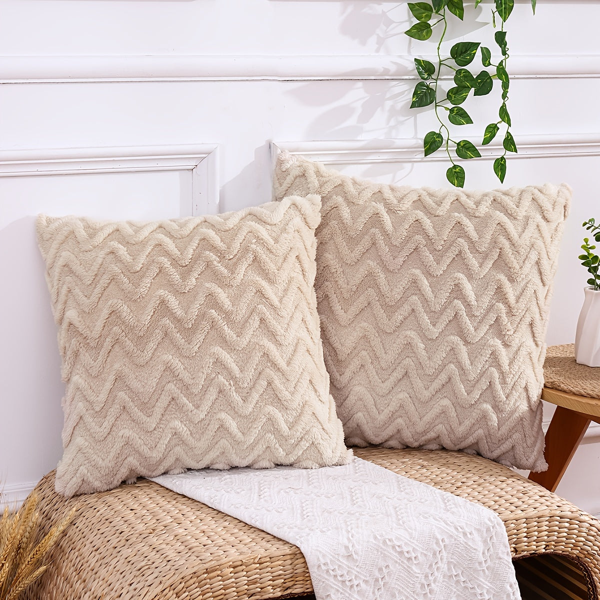 Pair of Beige Geometric Pattern Throw Pillow Covers 100% Polyester Zipper Closure