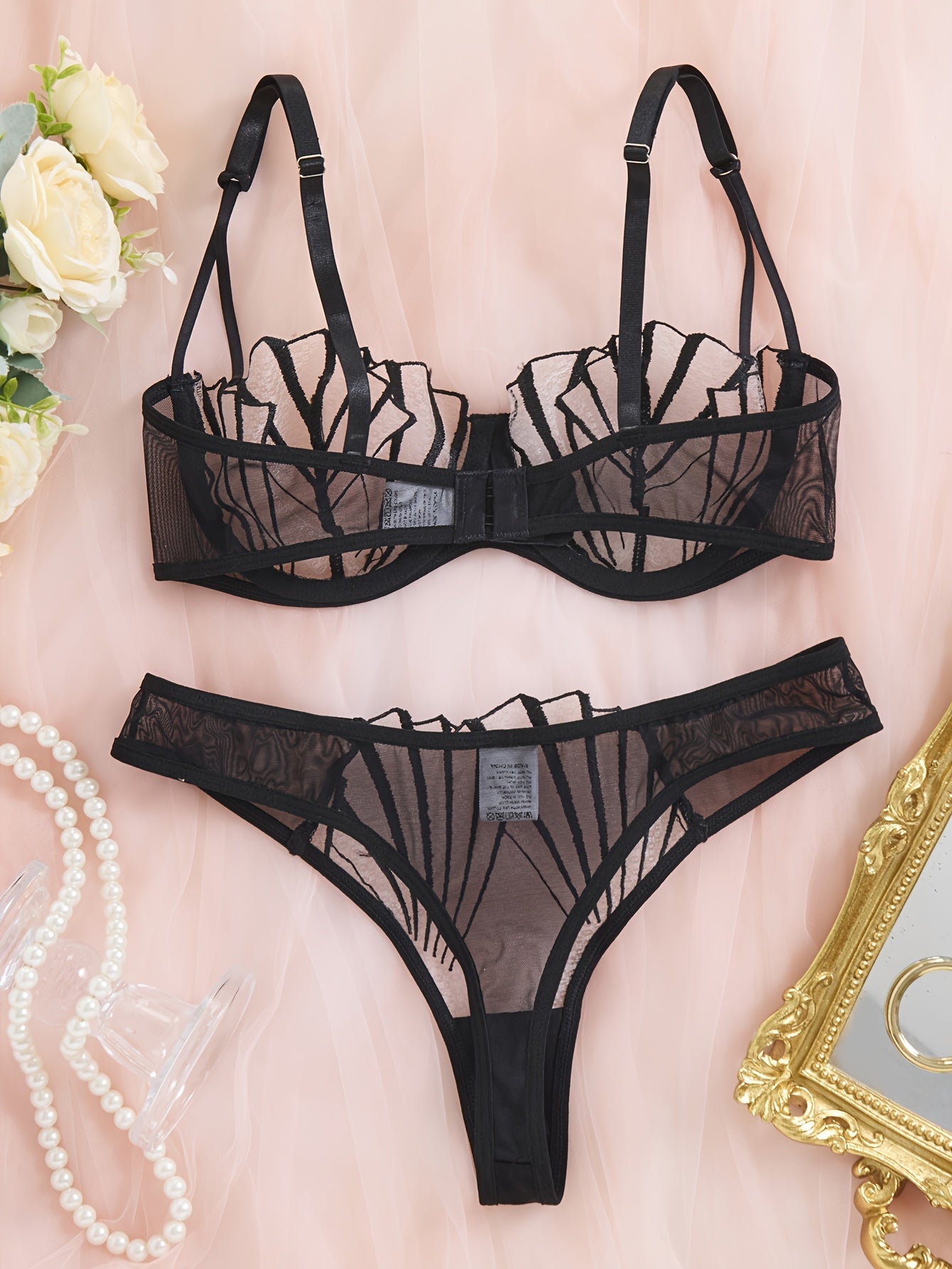 Women’s Lace Lingerie Set with Embroidered Detail Solid Color Drop Waist Briefs