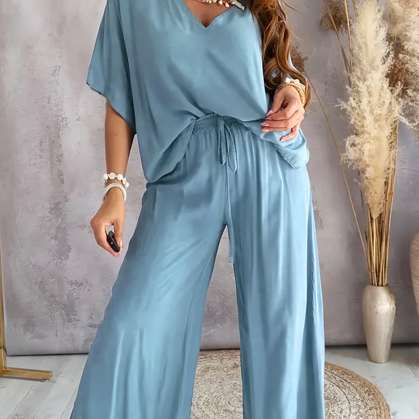 Women's Solid Color Clothing Set with V-Neck Top and Wide Leg Pants