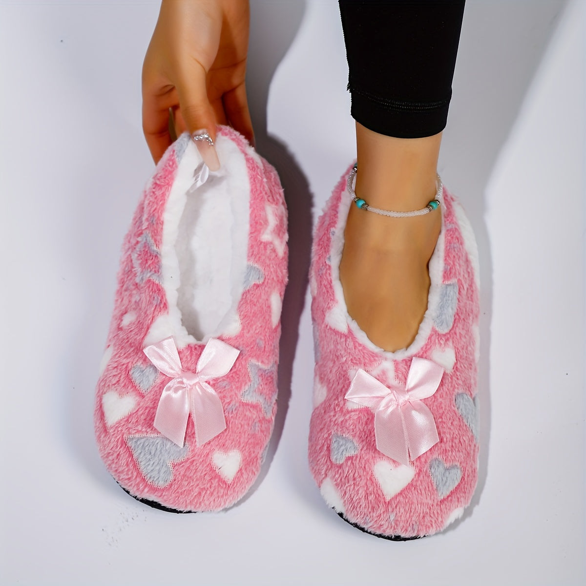 Ayollar uchun paxta ichki chanoq poyabzallari, yurak va yulduz naqshlari bilan, kundalik kiyish uchun qulay, kirib chiqadigan, issiq ichki qavatli poyabzal