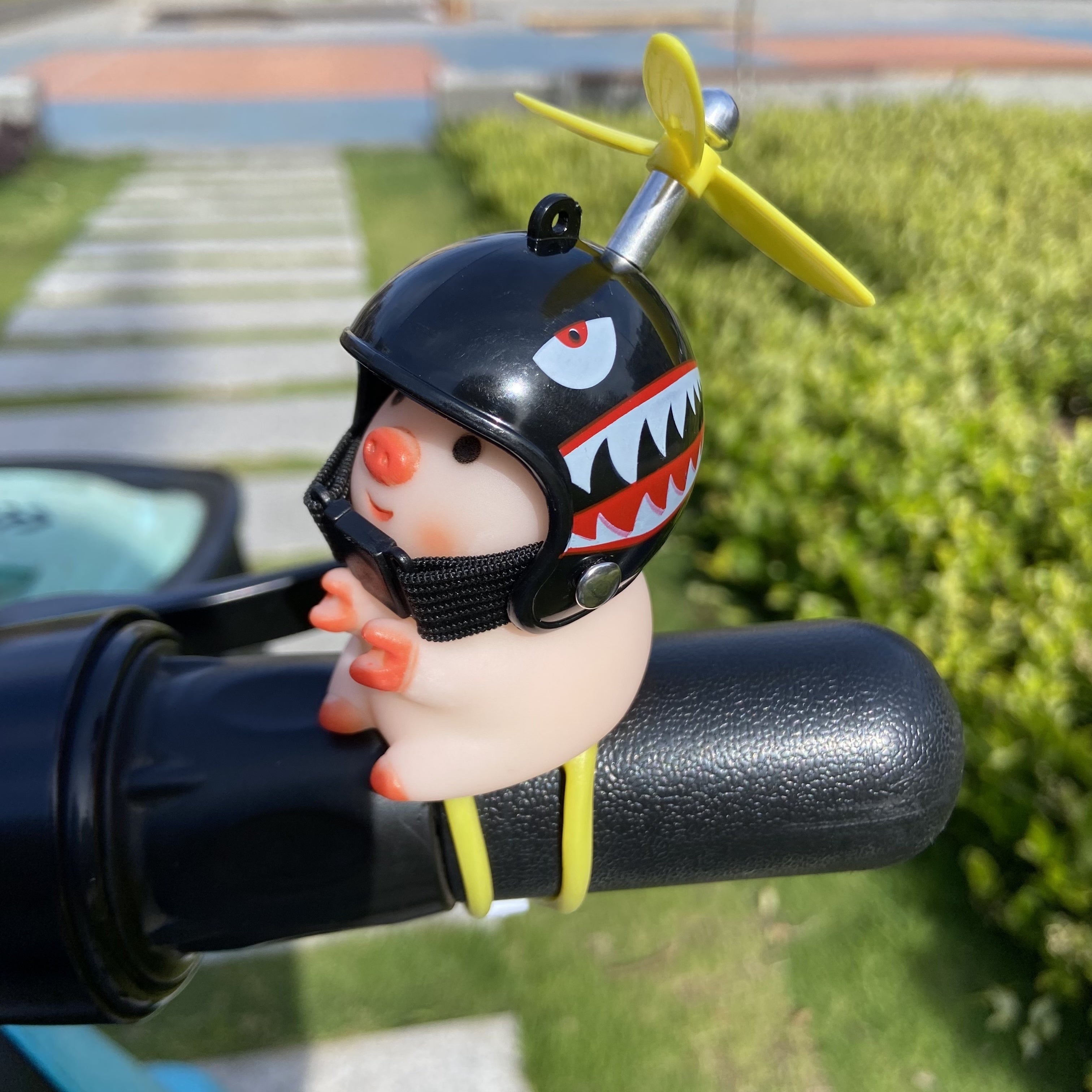 Pig Helmet Handlebar Accessory for Scooters, Cute Motorcycle Decor