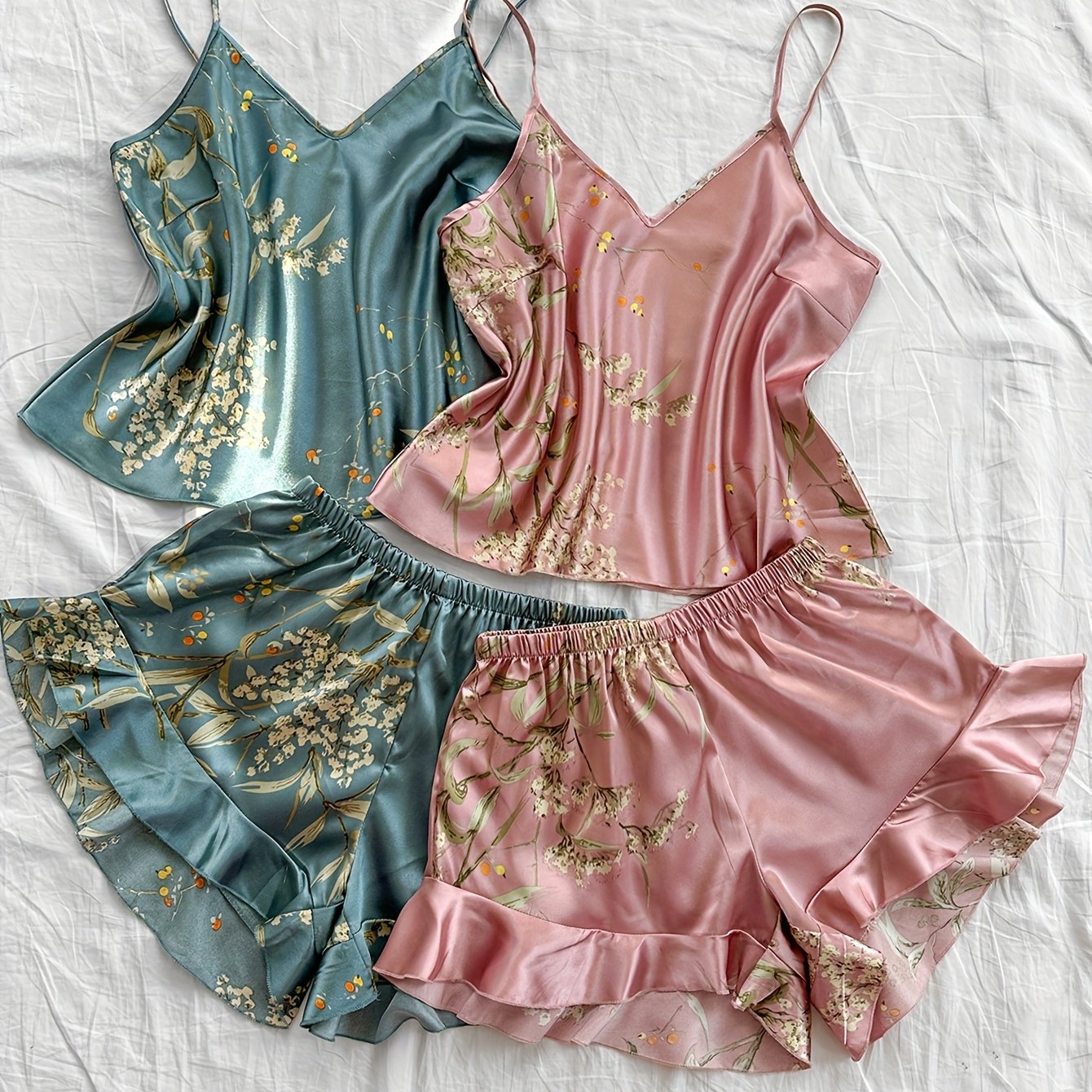 Plus Size Women's Cherry Print V-Neck Pajama Sets All-Season Sleepwear