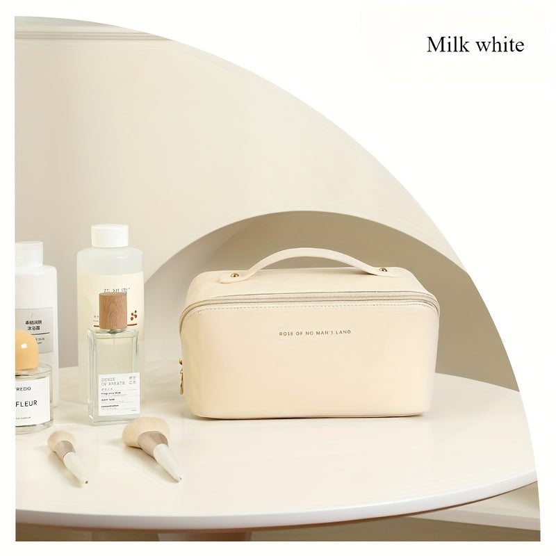 Zarif pushti sayohat makiyaj sumkasi, bo'laklar bilan, katta sig'imli, suv o'tkazmaydigan va formaldegiddan xoli. Terini parvarish qilish va makiyaj zaruriyatlari uchun mos. Mustahkam va ko'chirish uchun qulay to'liq saqlash.