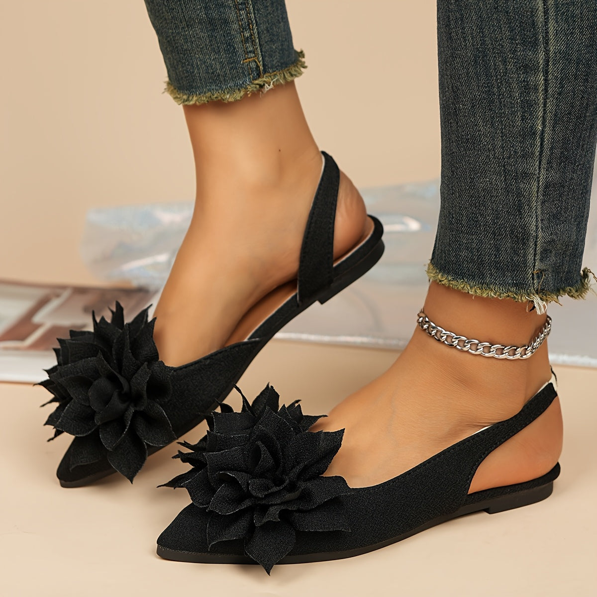 Women's Black Fabric Flat Sandals with Double Flower Embellishment