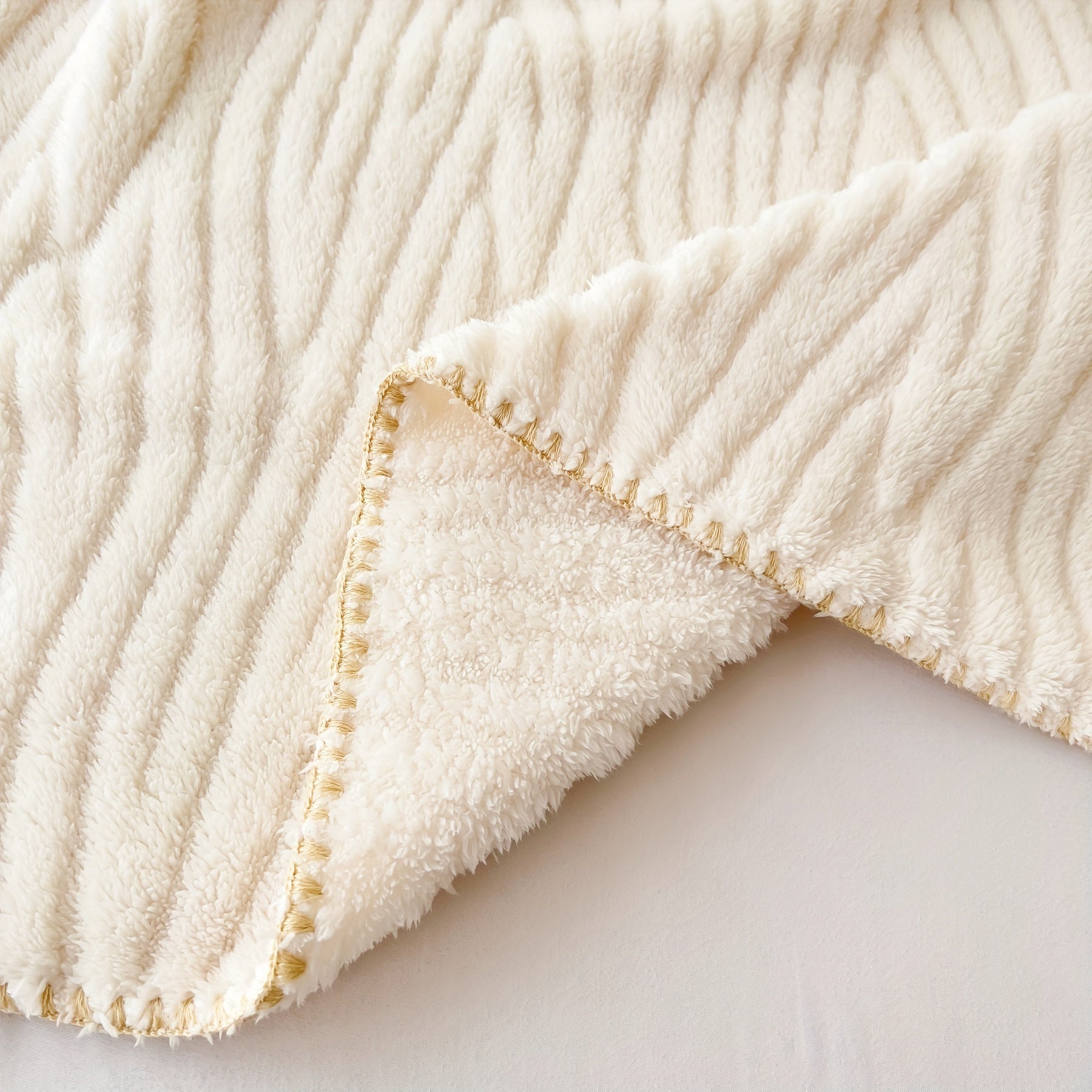 Fleece Jacquard Blanket Solid Color Warm Soft Couch Sofa Bed Travel Camping