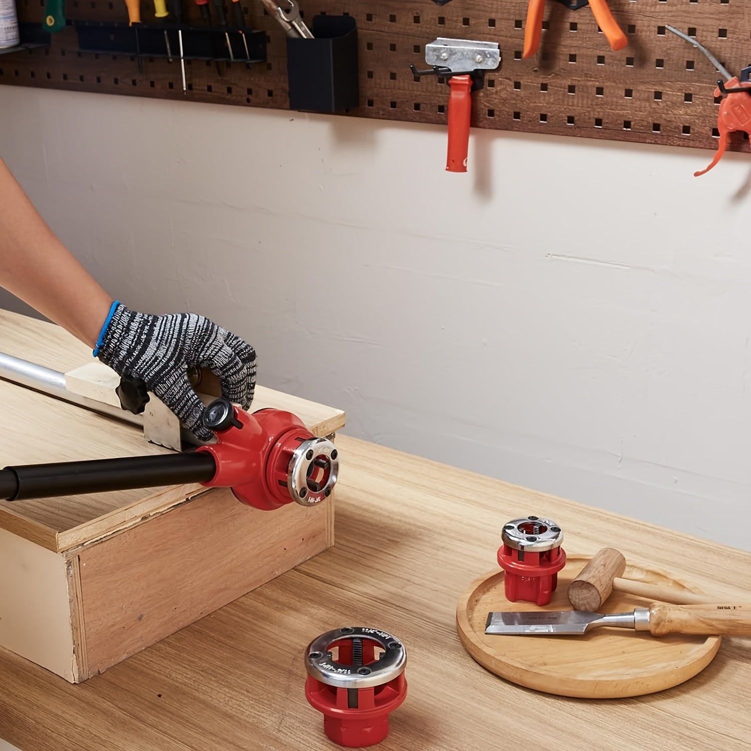 1/2", 3/4" va 1" NPT quvurlari uchun 3 ta die bilan saqlash qutisidagi Bir to'plam ratchet quvur ipini kesish to'plami [Qizil quti]