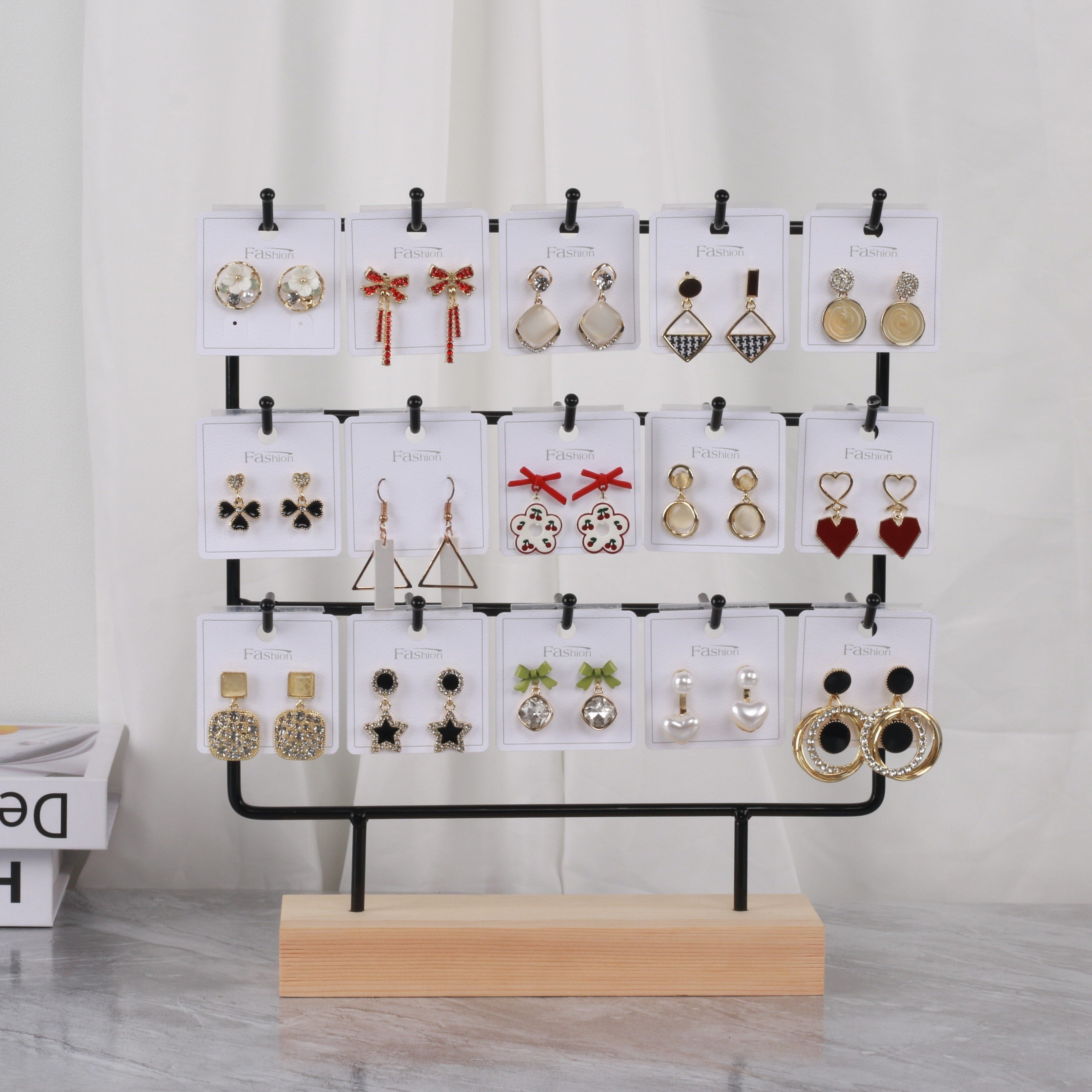 Iron Storage Rack for Key Chain Earrings Ornaments Home Display Organizer