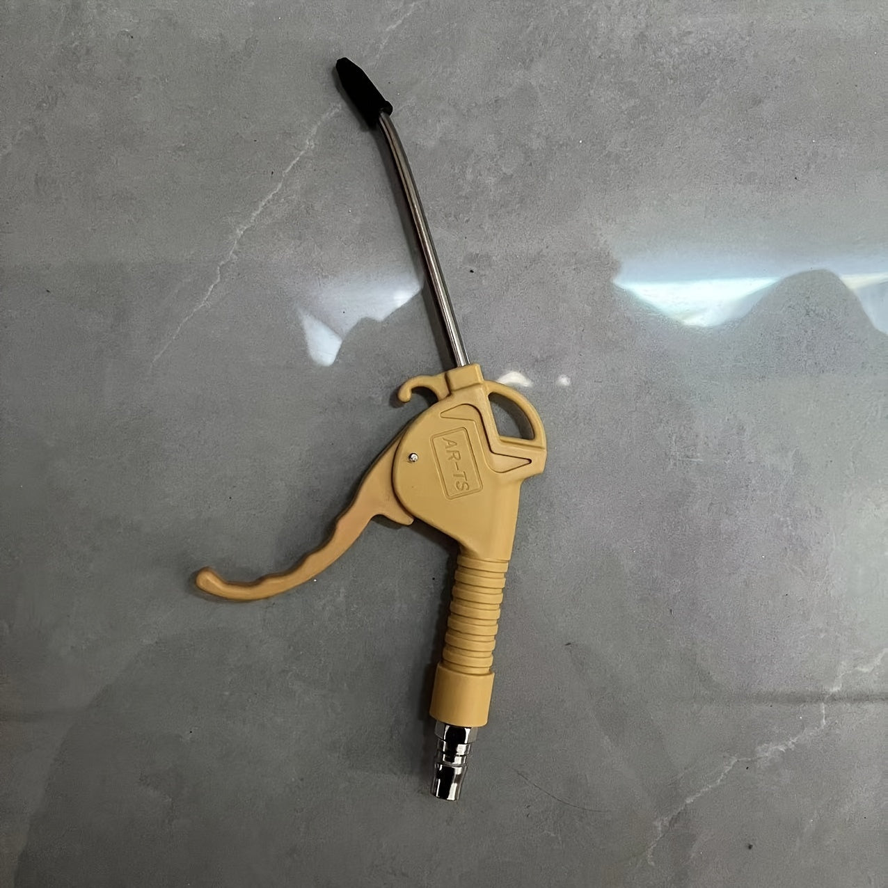 Herramienta neumática de aire a alta presión para eliminar polvo en automoción e industria