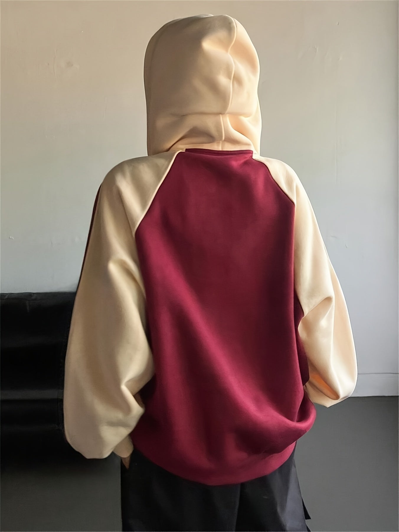 Women’s Y2K Color Block Hoodie with Long Sleeves and Drawstring Hood