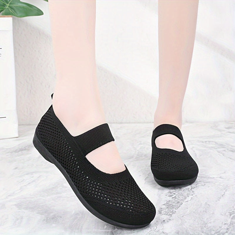 Lightweight Breathable Hollow Fabric Sneakers for Spring and Autumn Men