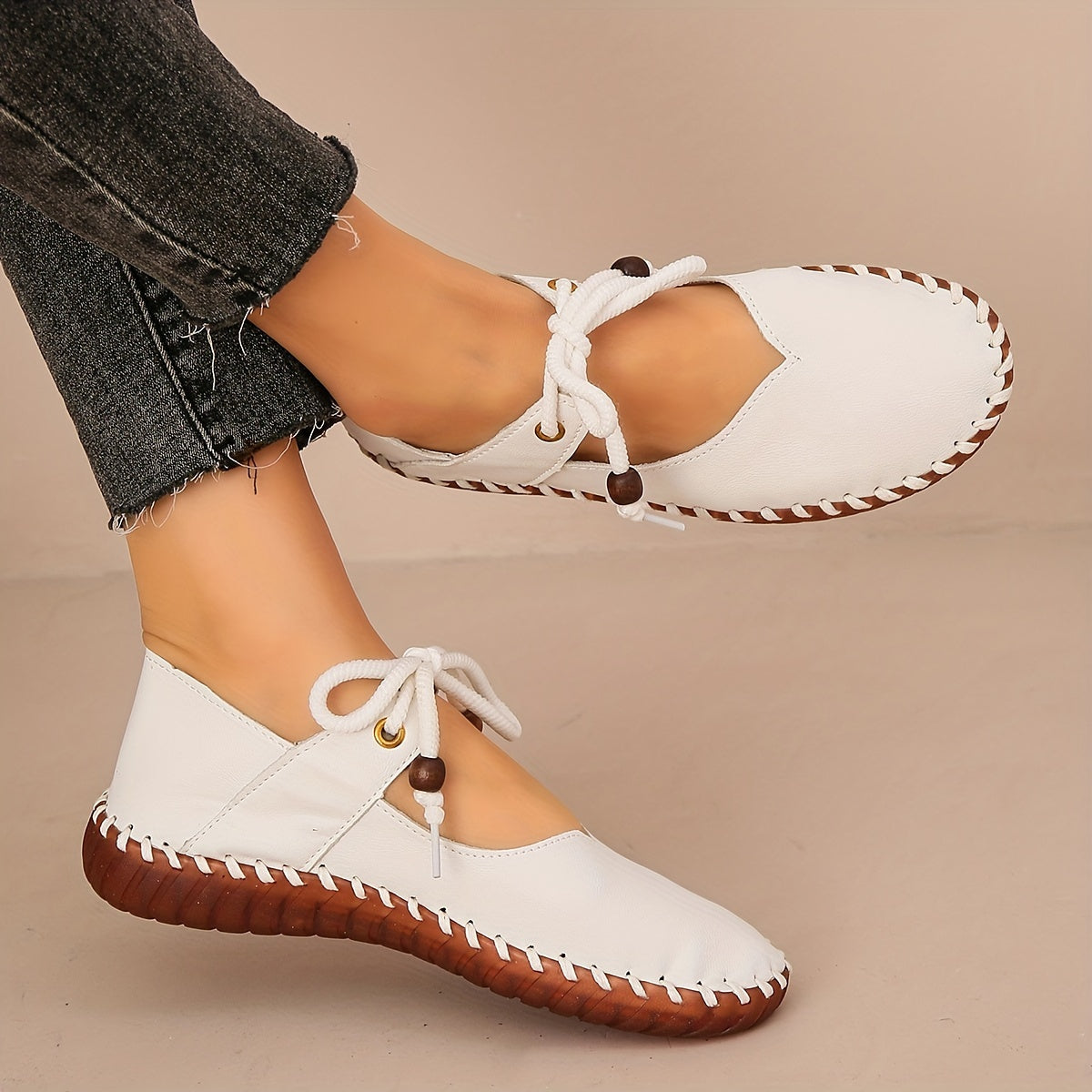 Women's Lace-Up Mary Janes Soft Cover Black White All-Season Flats