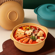 Large Capacity Plastic Food Storage Bowls Set with Lids and Spoons for Soup and Noodles