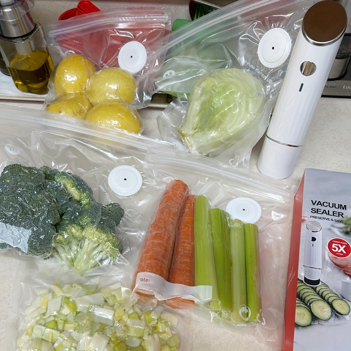 Qo‘l bilan ishlaydigan Elektron Aqlli Qopqoqni Yopish uchun USB zaryadlash va 80Kpa tortish kuchi bilan oziq-ovqatni saqlash uchun vakuum yopishtiruvchi